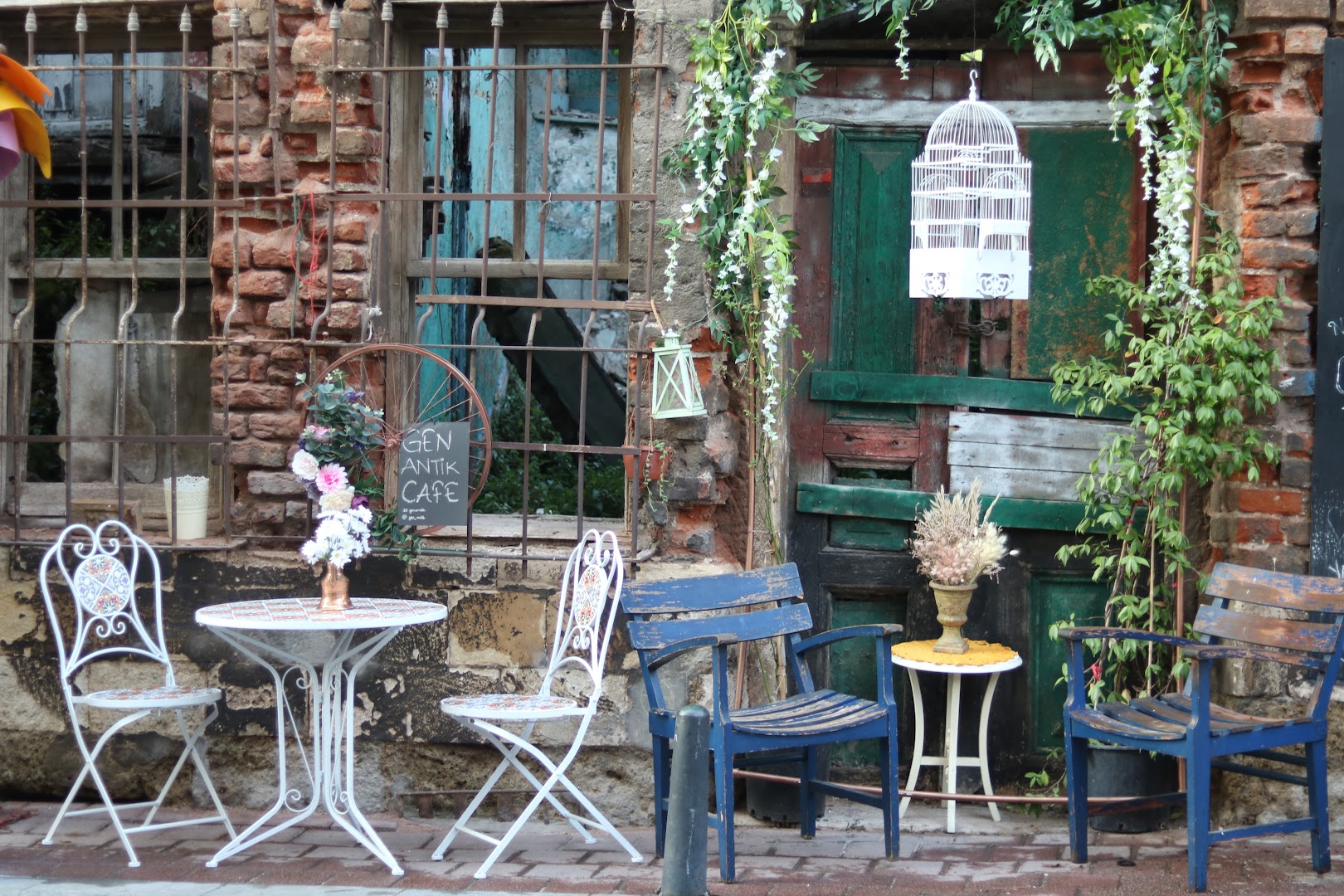 gen antik cafe — Fotoğraflar 1